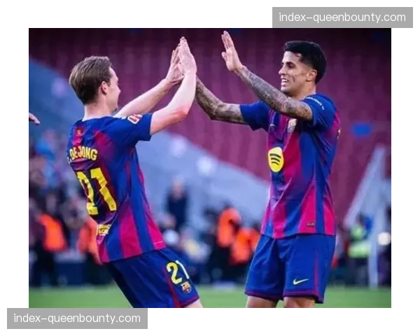 巴萨主场3-0完胜莱万特，以61分反超皇马重登西甲榜首