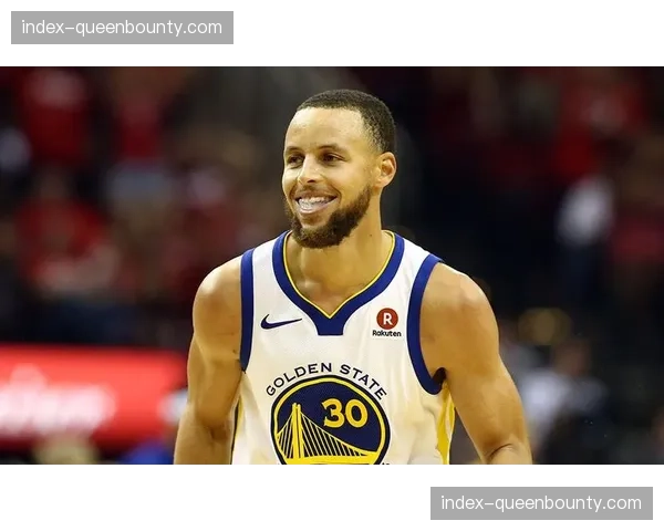 前NBA球员以赛亚·泰勒抵达上海，或将与上海久事签约至赛季末